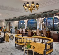 2.-Lobby-Area-2-2000