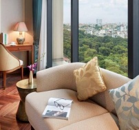 DELUXE-KING-1314_02-min-1