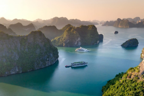 DE LA BAIE D’HALONG À LUANG PRABANG