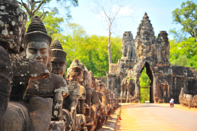 CAMBODGE, MYTHIQUE ANGKOR ET ÎLE SECRETE