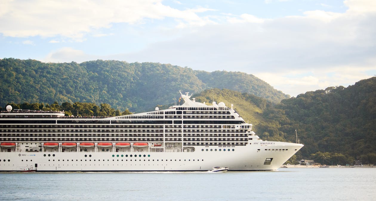 Signature Halong Cruise