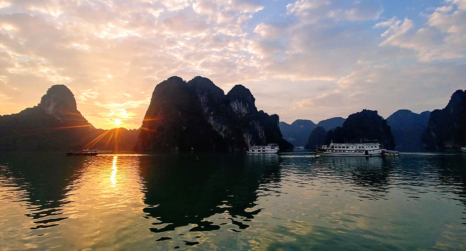 Day 4: Ninh Binh - Halong Bay - Surprise Cave (B; L; D) (Breakfast, Lunch, Dinner)